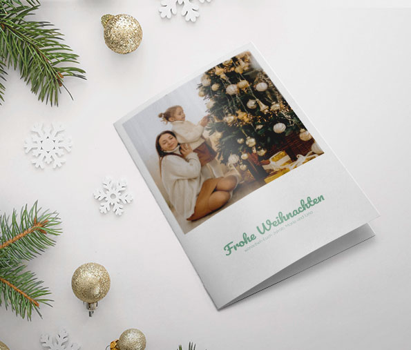 Eine personalisierte Weihanchtskarte mit eigenen Fotos und Texten.